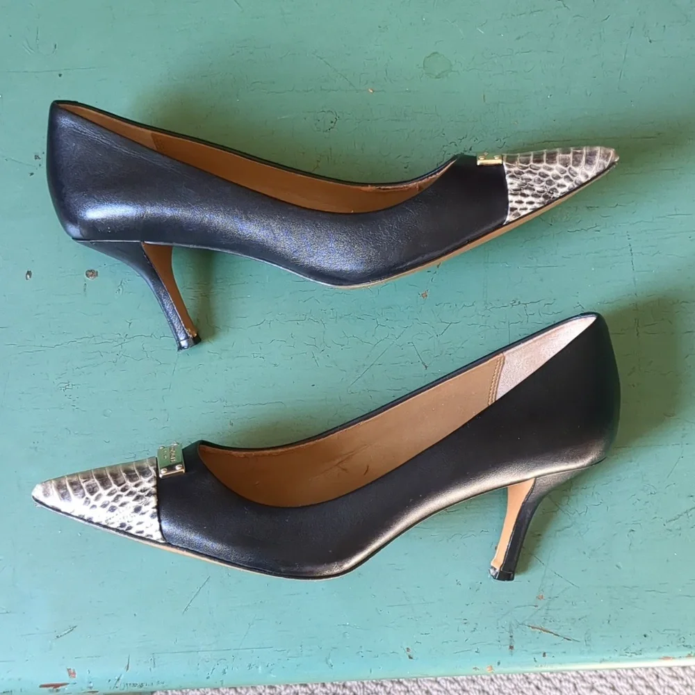 Coach Zan Two Tone Black/ Snake Skin heels Size 9 - Picture 7 of 16